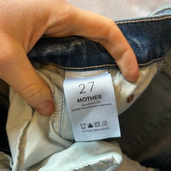 The Runaway Weekender Mother Denim - Picture 4 of 10